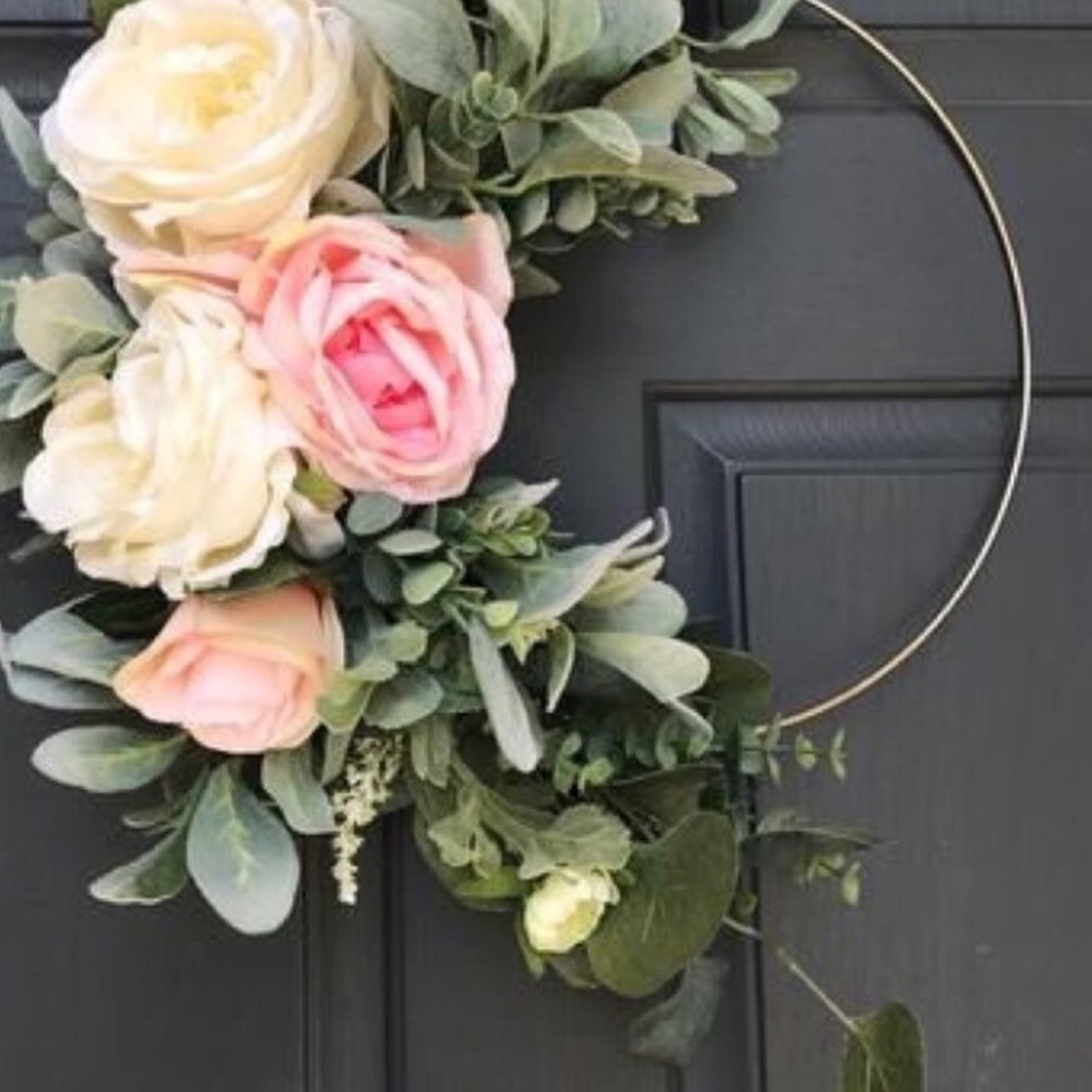 HANDMADE FLORAL WREATH     NEW - Picture 4 of 4